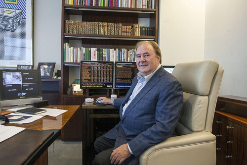 globalcrossing_garywinnicken