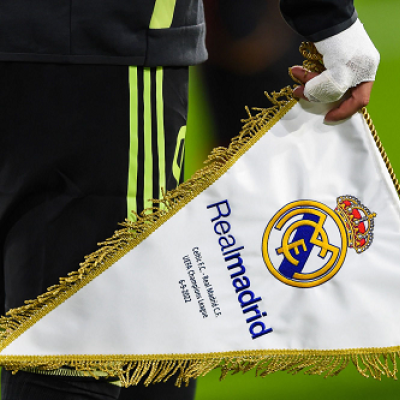  Real Madrid premier club à atteindre 1 milliard de revenus 